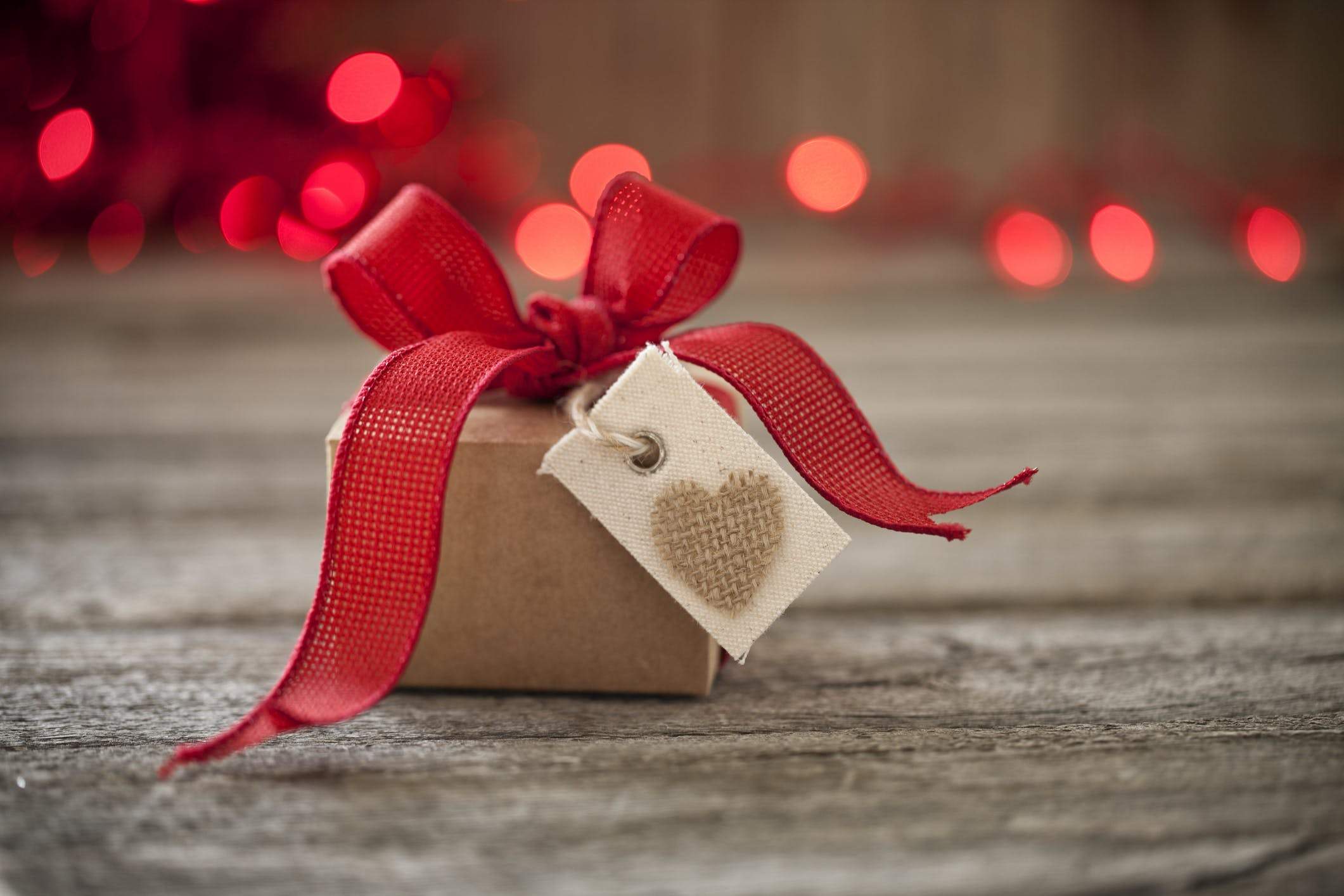 6 Heart-Healthy Gifts for Valentine’s Day 6 Heart-Healthy Gifts for Valentine’s Day