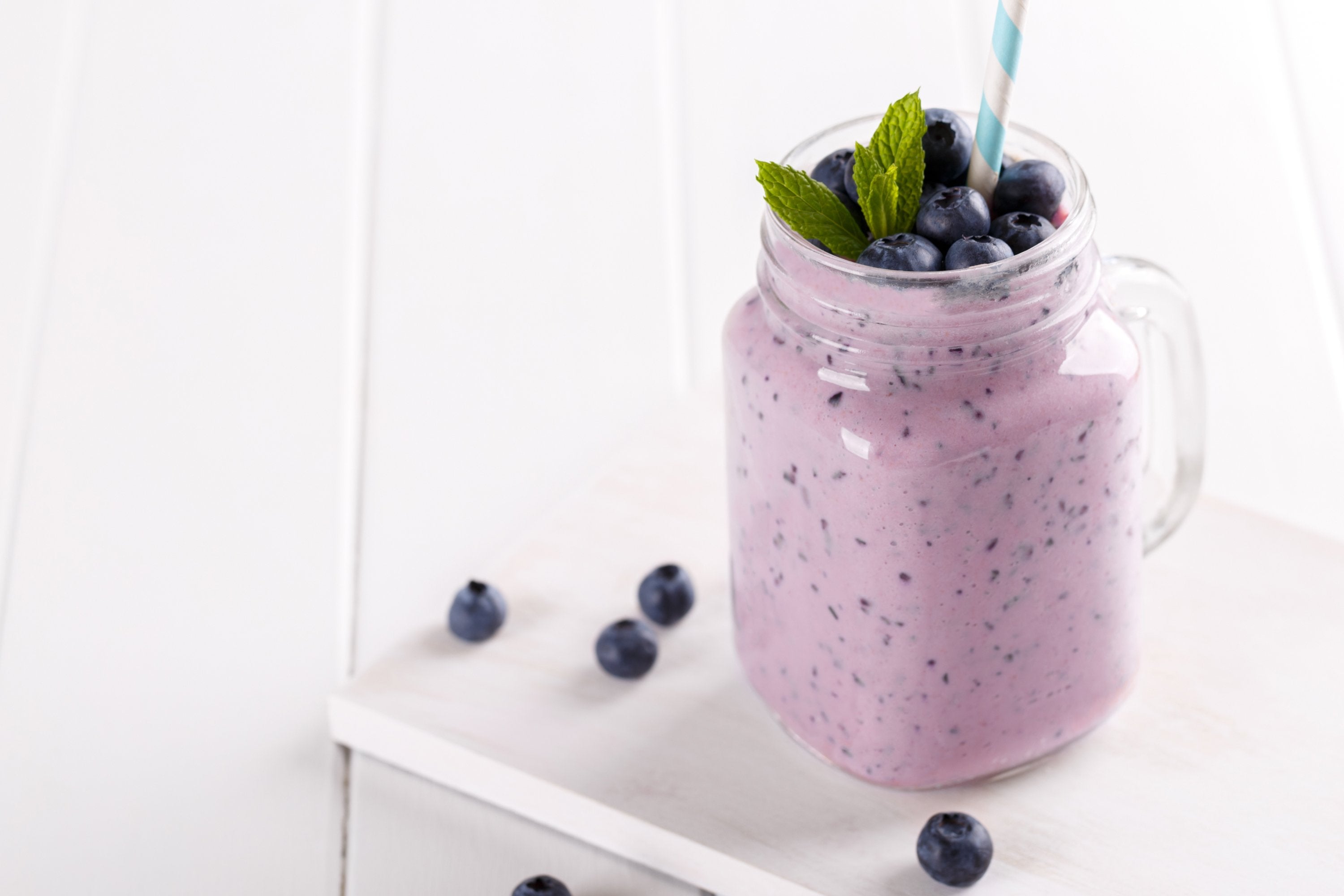 Blueberry Muffin Smoothie Blueberry Muffin Smoothie