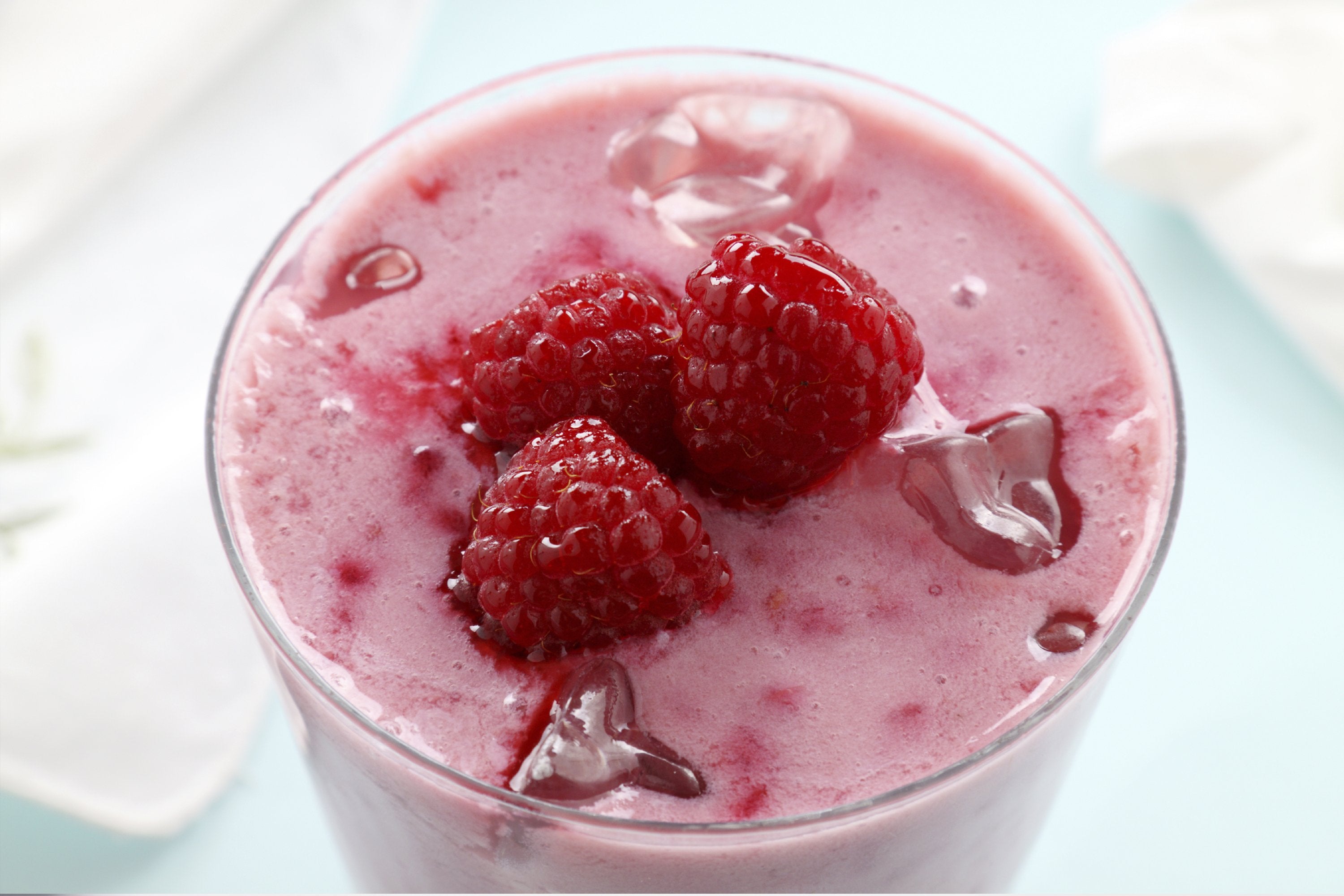 Raspberry Almond Smoothie Raspberry Almond Smoothie