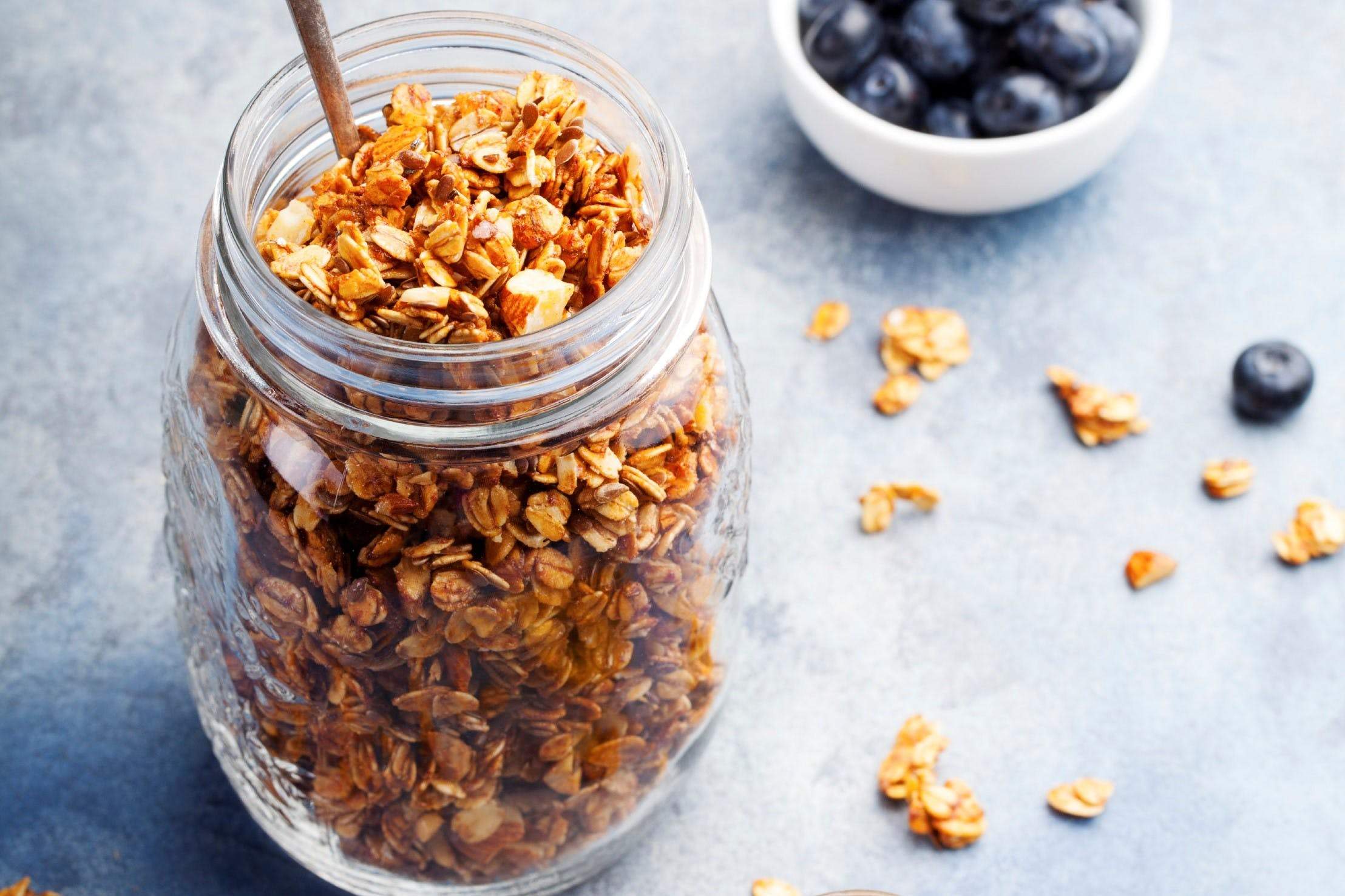 A Simple Guide to Packing Healthy Snacks