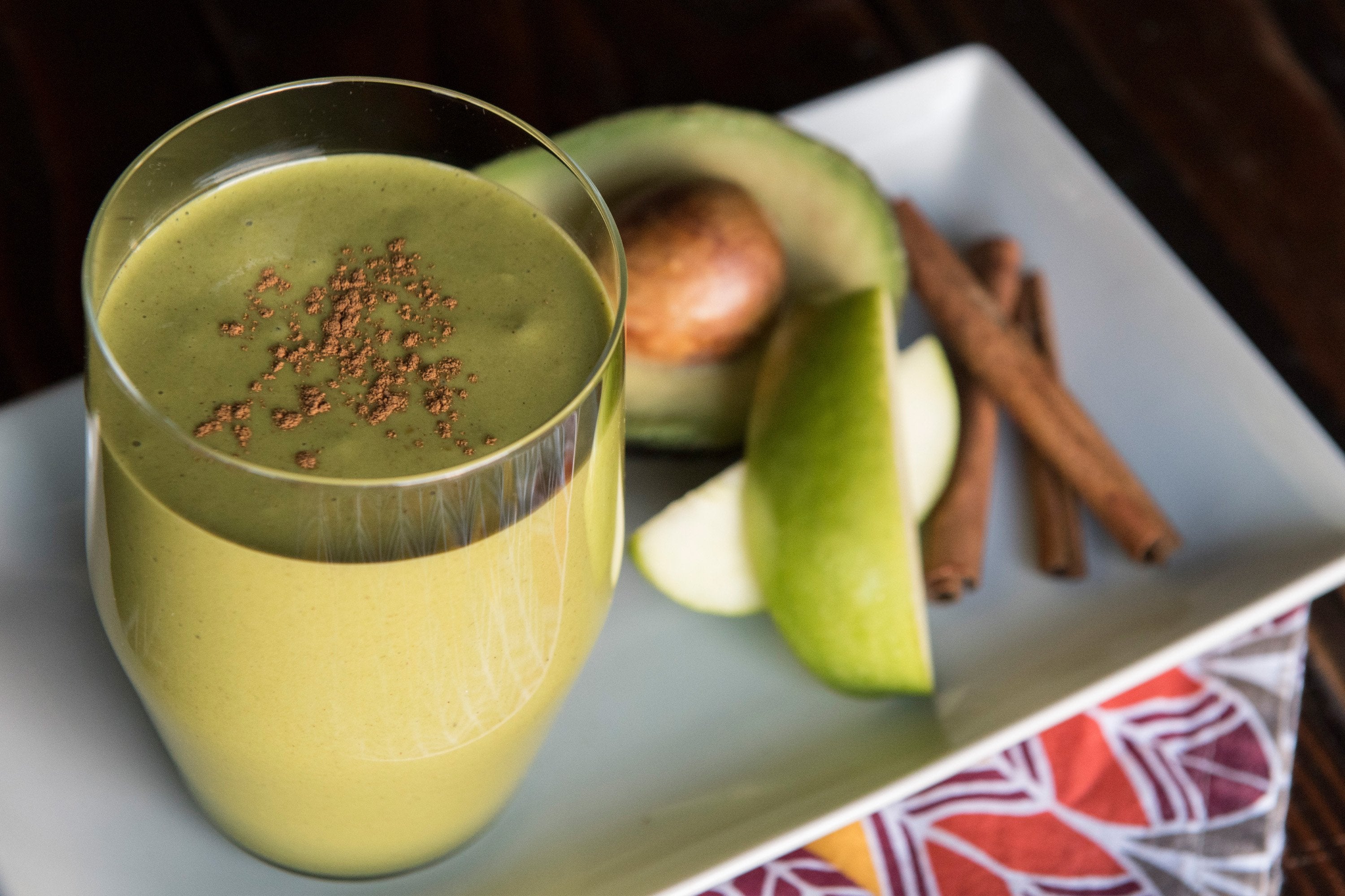 Apple and Avocado Smoothie