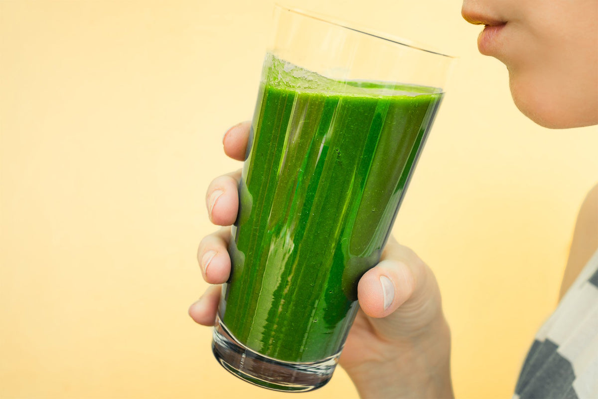 Kale and Green Apple Smoothie